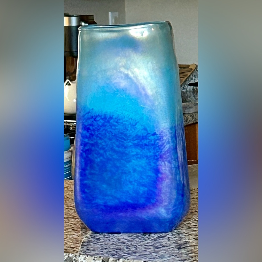 Gorgeous Hand Blown Art Glass Vase
OMBRÉ Blue Iridescent 
9” Tall x 5’5” Wide - Picture 5 of 7